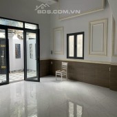 QUẬN 7 - NHÀ ĐẸP LUNG LINH - 2 MẶT TIỀN - 5x15m - 3 TẦNG KIÊN CỐ - GẤP BÁN CÒN  4TỶ 500